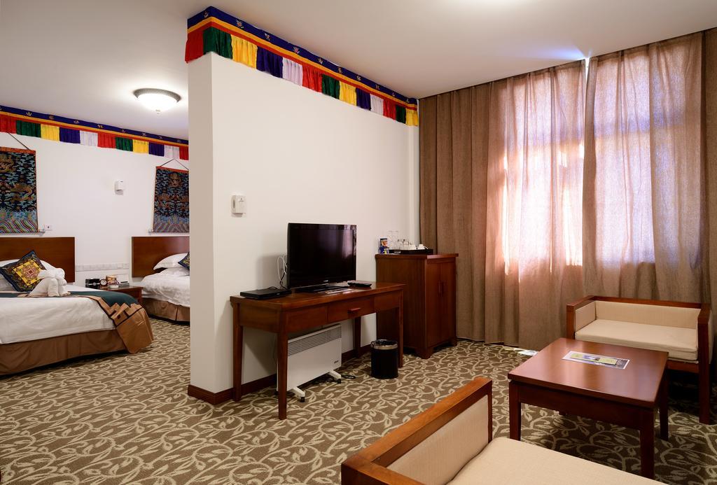 Deqen High Mountain Resort-Deqin חדר תמונה