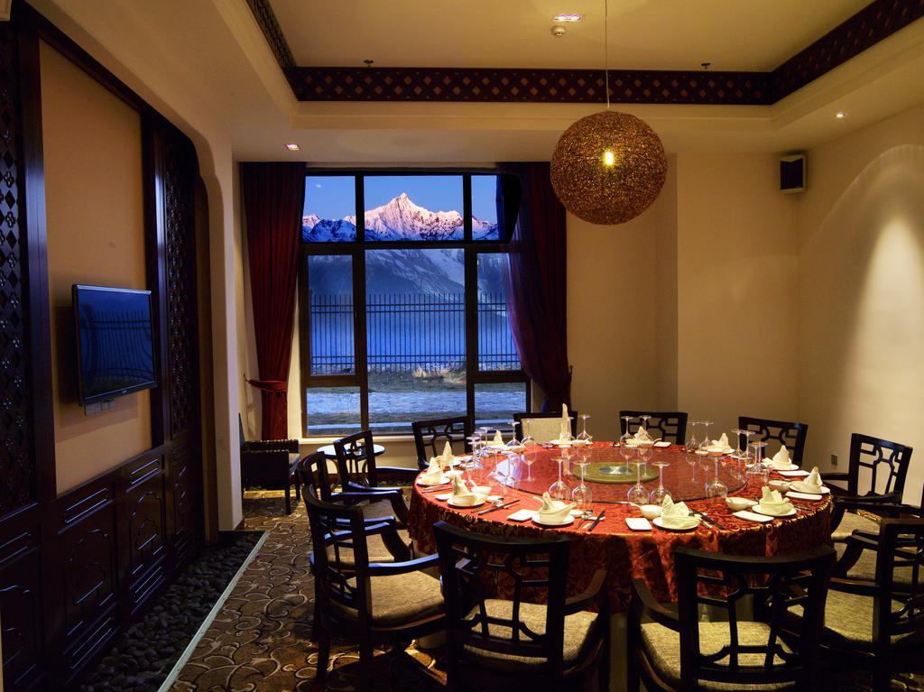 Deqen High Mountain Resort-Deqin מראה חיצוני תמונה
